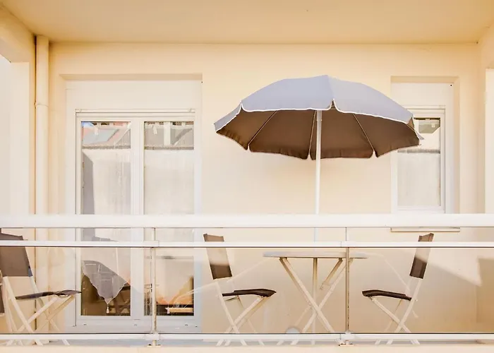 Apartment In Chaumont Near Town Center 아파트 쇼몽