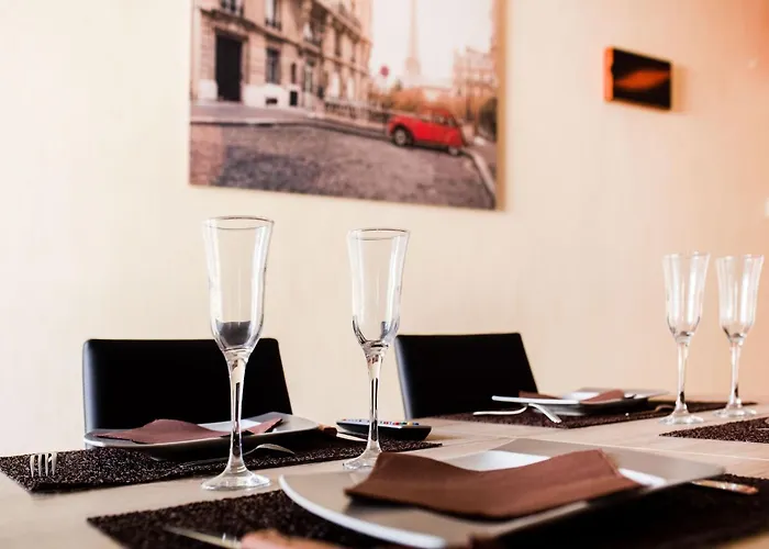 Apartment In Chaumont Near Town Center 쇼몽